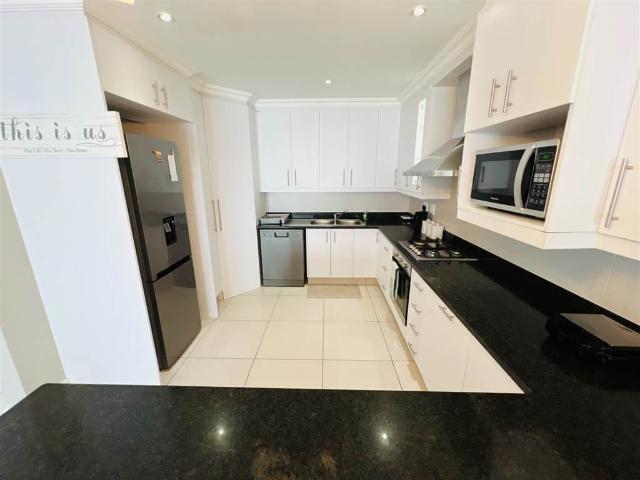 2 Bedroom Townhouse in Gonubie