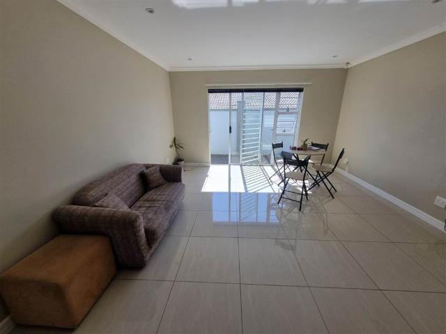2 Bedroom Townhouse in Gonubie