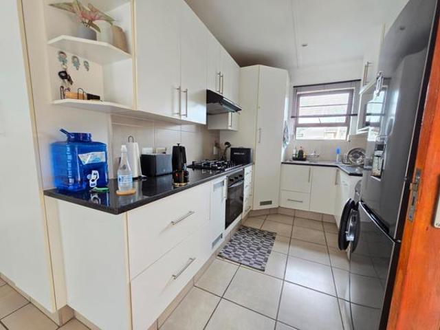 2 Bedroom Townhouse in Gonubie