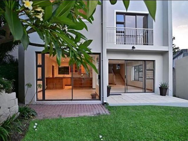 2 Bedroom Townhouse in Hyde Park