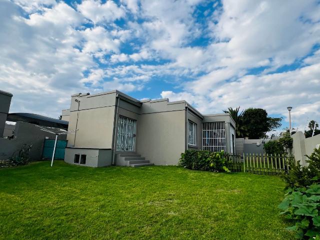 2 Bedroom Townhouse in Halfway Gardens