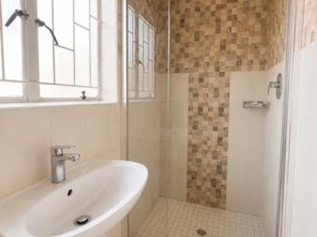 2 Bedroom Townhouse in Hayfields