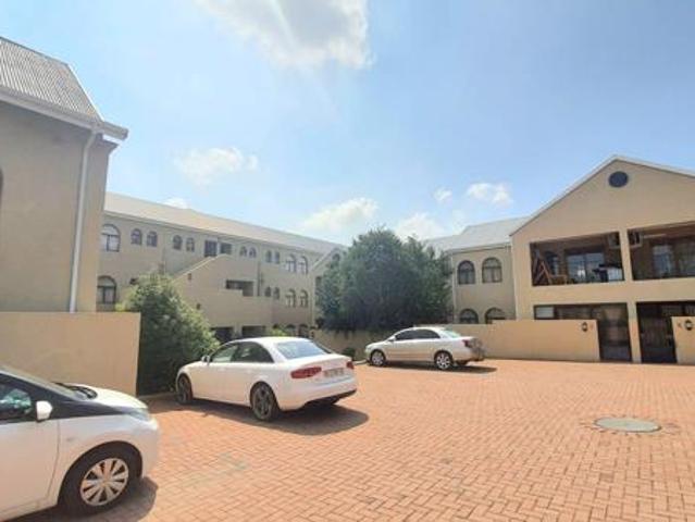 2 Bedroom Townhouse in Heidelberg Central