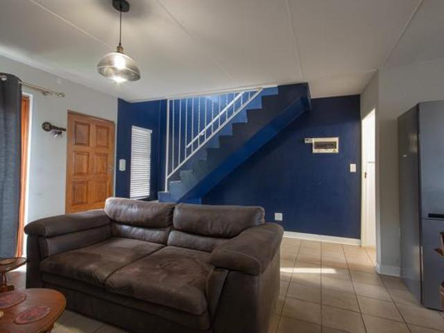 2 Bedroom Townhouse in Heidelberg Central