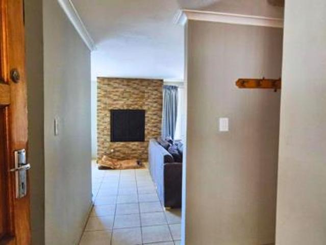 2 Bedroom Townhouse in Hennopspark