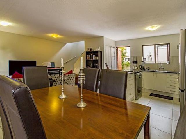 2 Bedroom Townhouse in Heritage Park