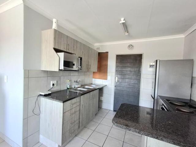 2 Bedroom Townhouse in Heuweloord