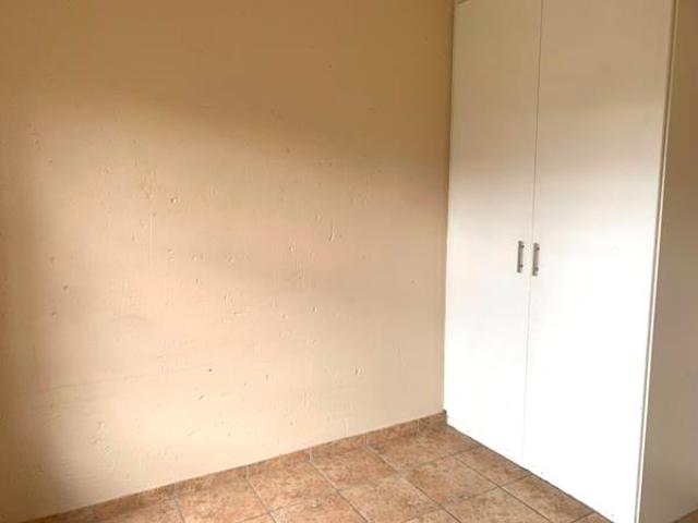 2 Bedroom Townhouse in Heuwelsig Estate