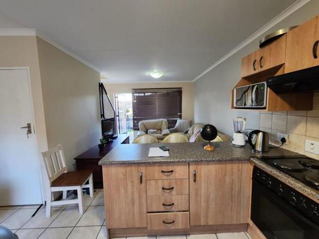 2 Bedroom Townhouse in Hillside