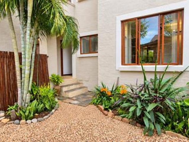 2 Bedroom Townhouse in Hoedspruit