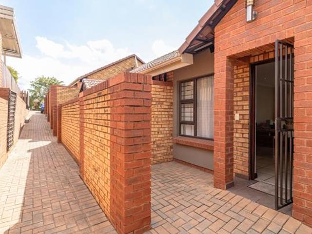 2 Bedroom Townhouse in Homes Haven