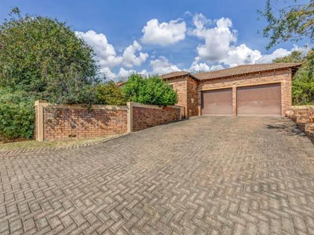 2 Bedroom Townhouse in Honeydew Manor