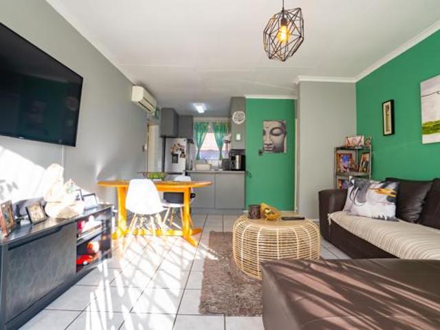 2 Bedroom Townhouse in Honeydew Ridge