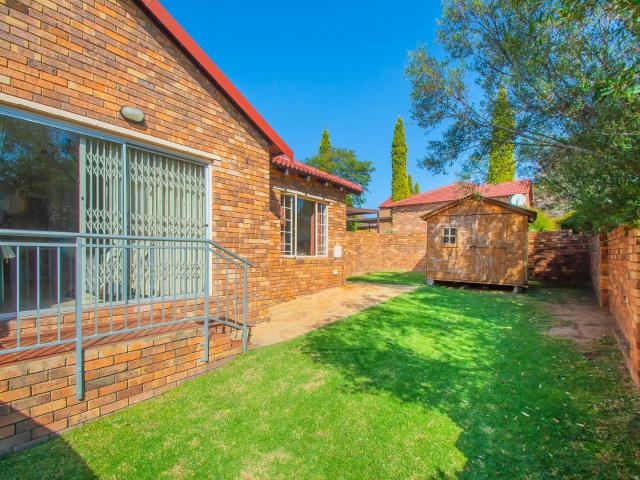 2 Bedroom Townhouse in Honeydew Ridge