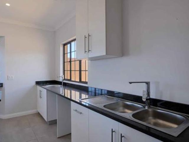 2 Bedroom Townhouse in Howick North