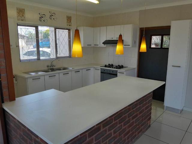 2 Bedroom Townhouse in Illovo Beach