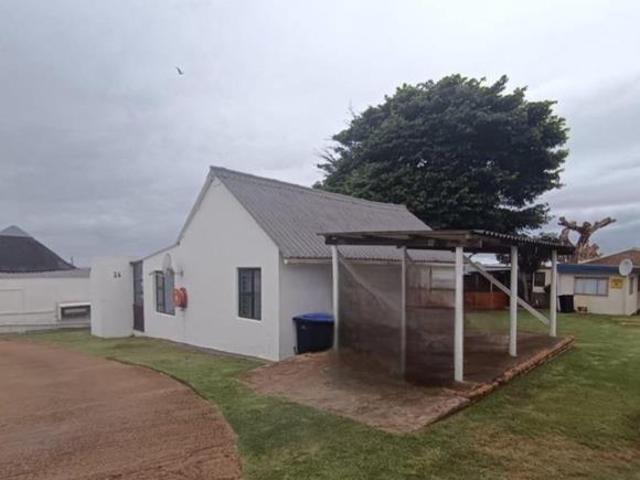 2 Bedroom Townhouse in Jeffreys Bay Central