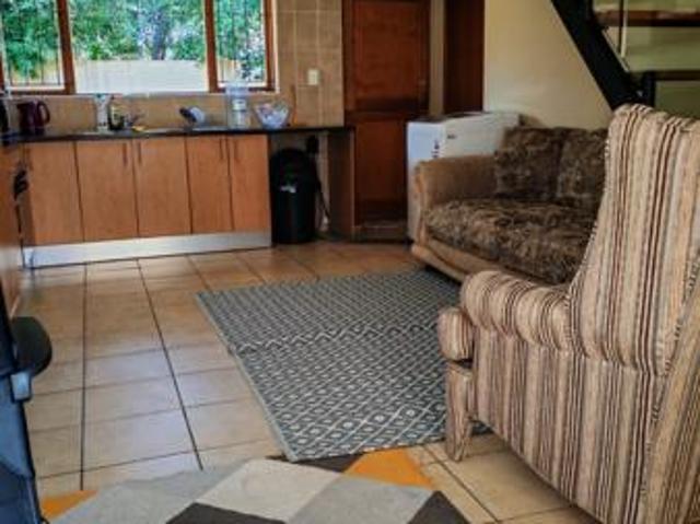 2 Bedroom Townhouse in Kyalami Hills