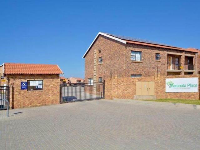 2 Bedroom Townhouse in Karen Park