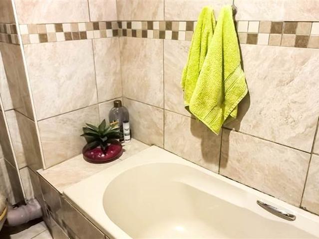 2 Bedroom Townhouse in Kempton Park Central