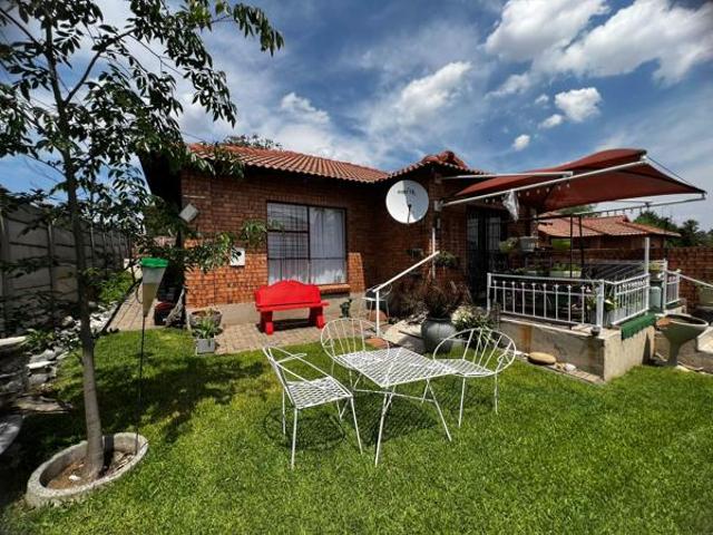 2 Bedroom Townhouse in Kinross