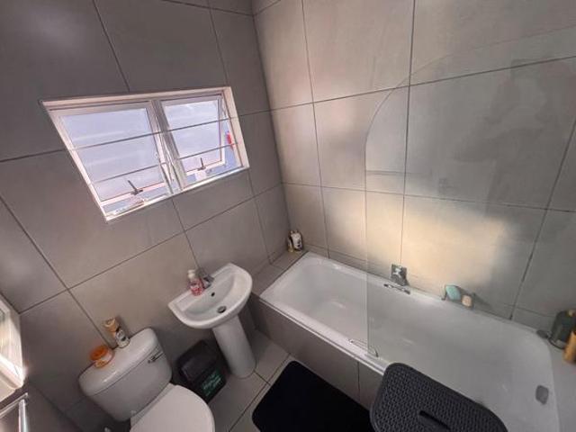 2 Bedroom Townhouse in Kloof