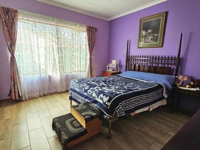 2 Bedroom Townhouse in Lydenburg