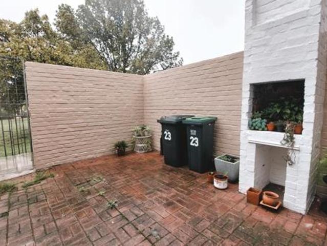 2 Bedroom Townhouse in La Rochelle