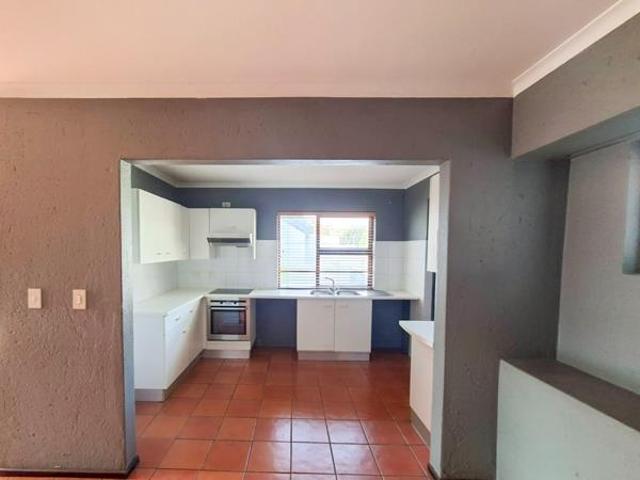 2 Bedroom Townhouse in Lakefield