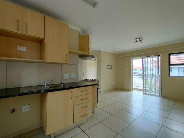 2 Bedroom Townhouse in Lakefield
