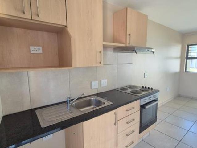 2 Bedroom Townhouse in Lakefield