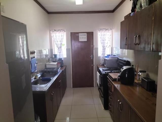 2 Bedroom Townhouse in Langenhoven Park