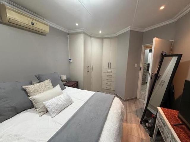 2 Bedroom Townhouse in Langenhoven Park