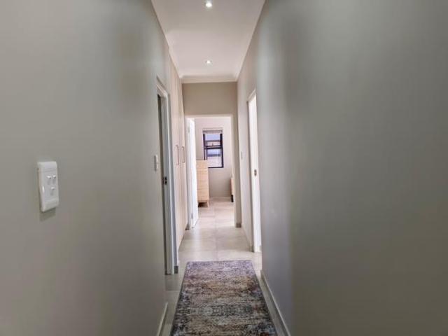 2 Bedroom Townhouse in Langenhoven Park