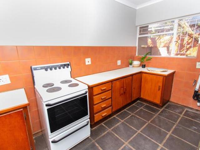 2 Bedroom Townhouse in Langenhoven Park
