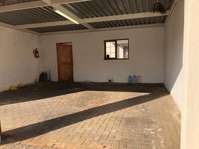 2 Bedroom Townhouse in Langenhoven Park