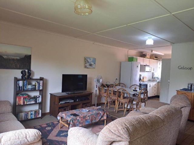2 Bedroom Townhouse in Leisure Bay