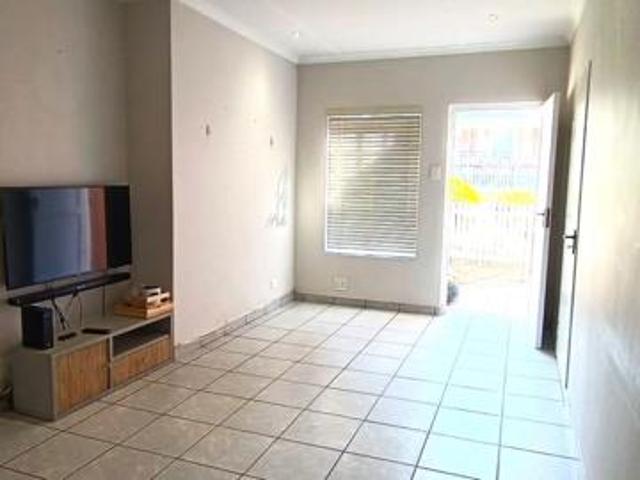 2 Bedroom Townhouse in Lincoln Meade