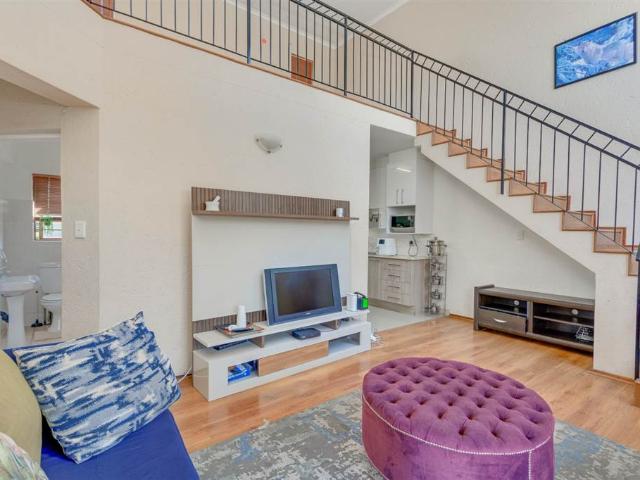 2 Bedroom Townhouse in Lonehill