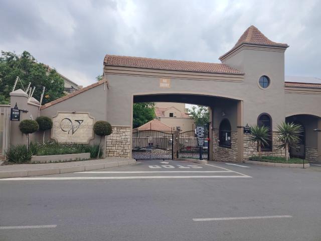 2 Bedroom Townhouse in Lonehill