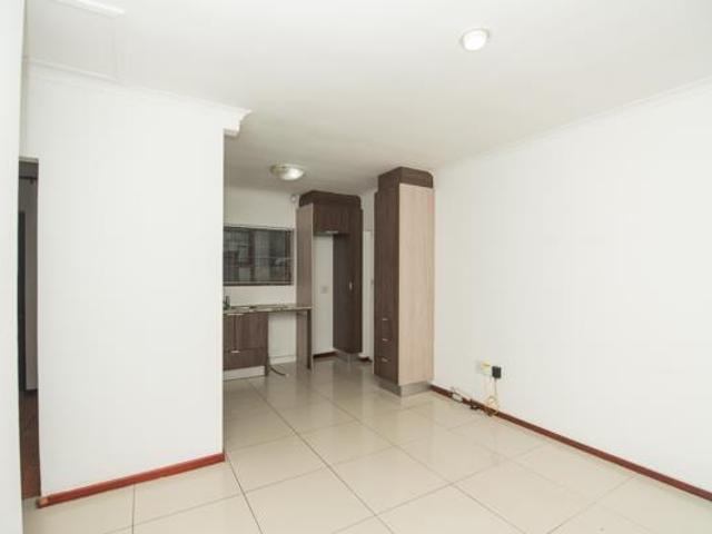 2 Bedroom Townhouse in Lorraine