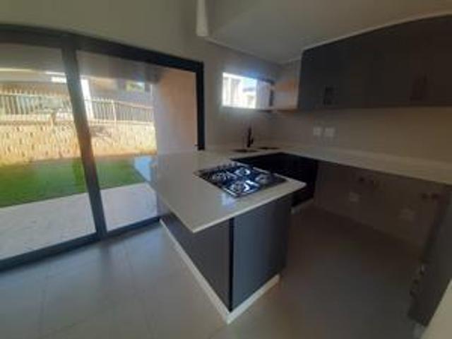 2 Bedroom Townhouse in Palm Lakes Estate