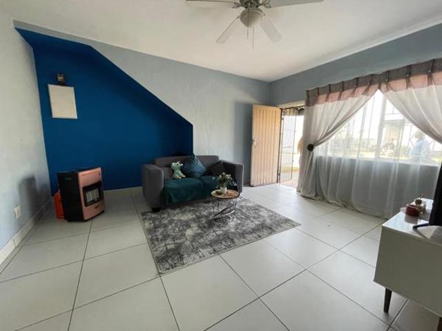 2 Bedroom Townhouse in Paradise