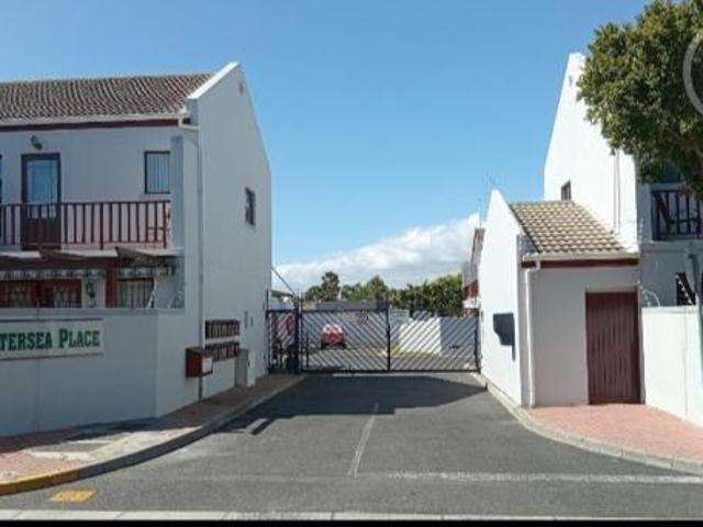 2 Bedroom Townhouse in Parklands