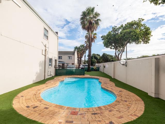 2 Bedroom Townhouse in Parklands