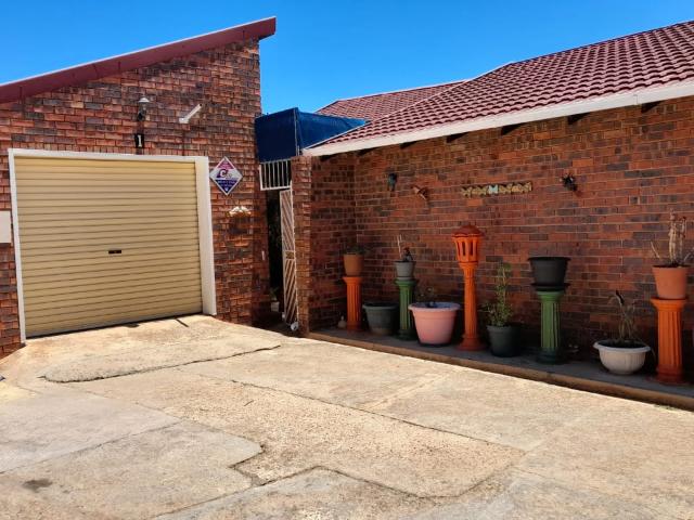 2 Bedroom Townhouse in Parys