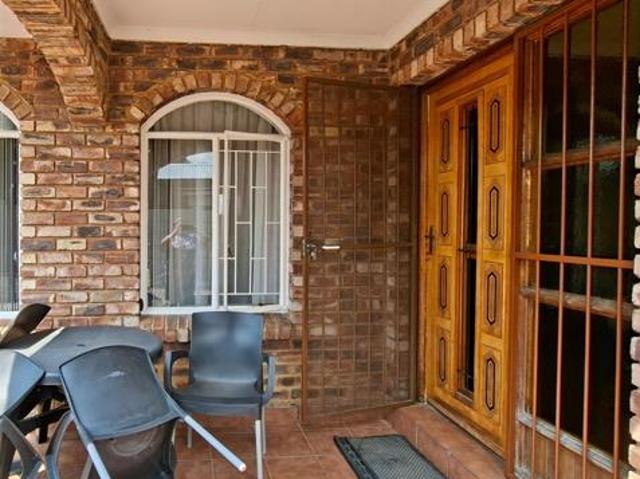 2 Bedroom Townhouse in Parys