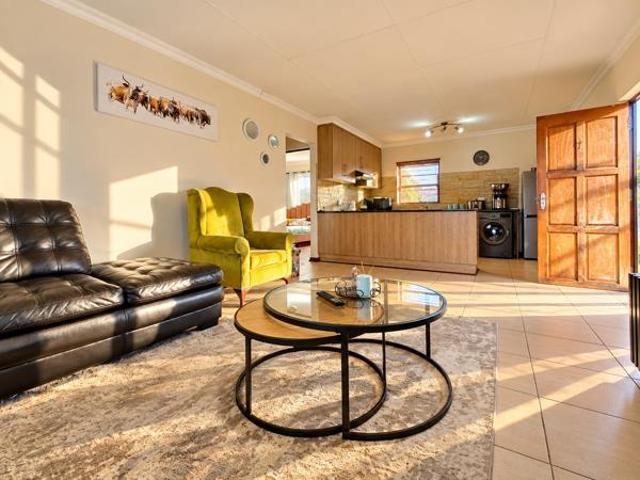 2 Bedroom Townhouse in Pellissier