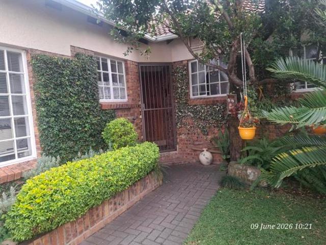 2 Bedroom Townhouse in Pioneer Park
