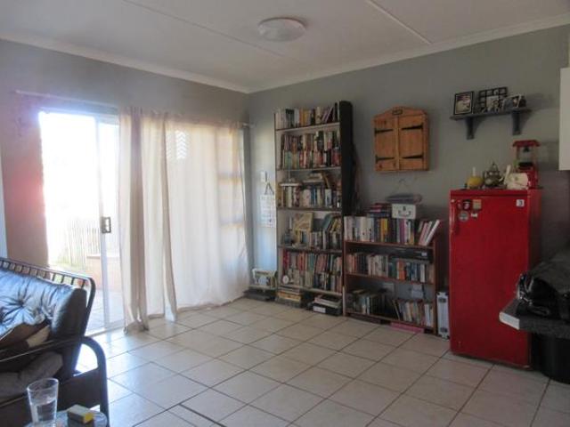 2 Bedroom Townhouse in Port Alfred Central